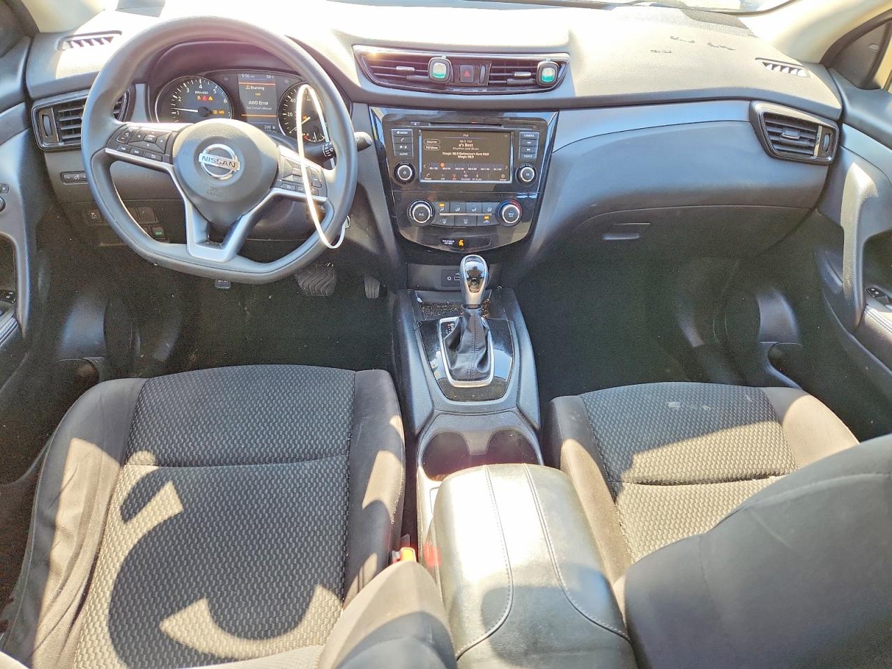 Nissan Rogue S