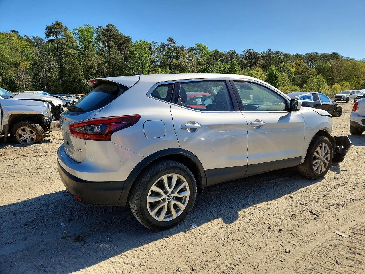 Nissan Rogue S