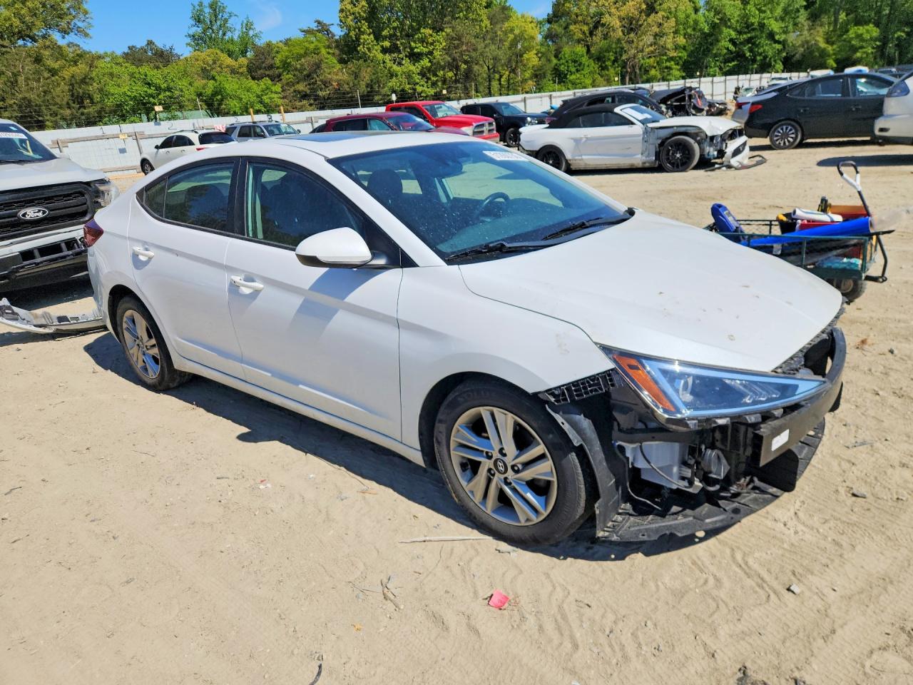Hyundai ELANTRA Value Edition