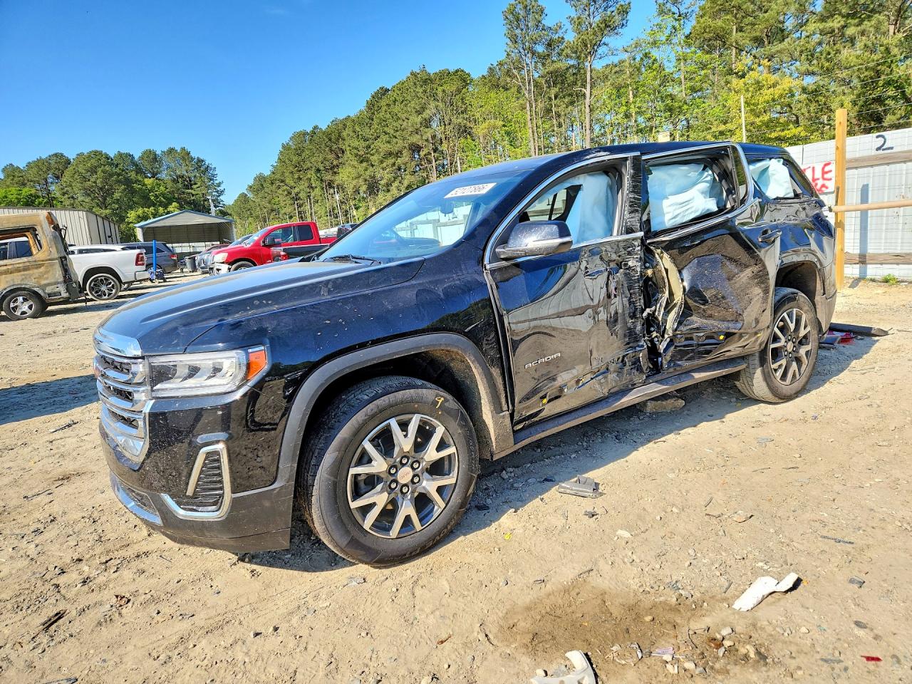 Salvage GMC Acadia Image