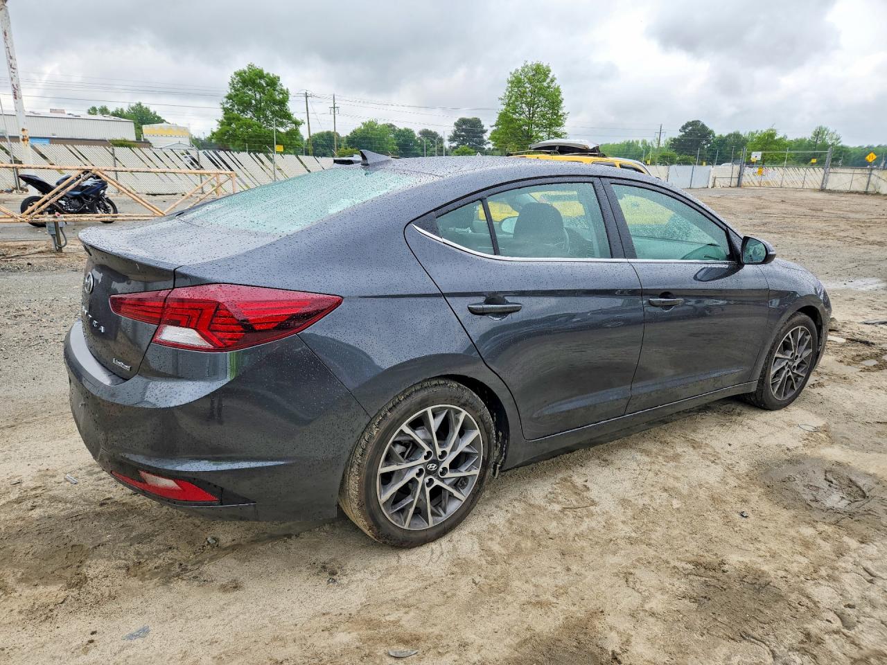 Hyundai ELANTRA Limited