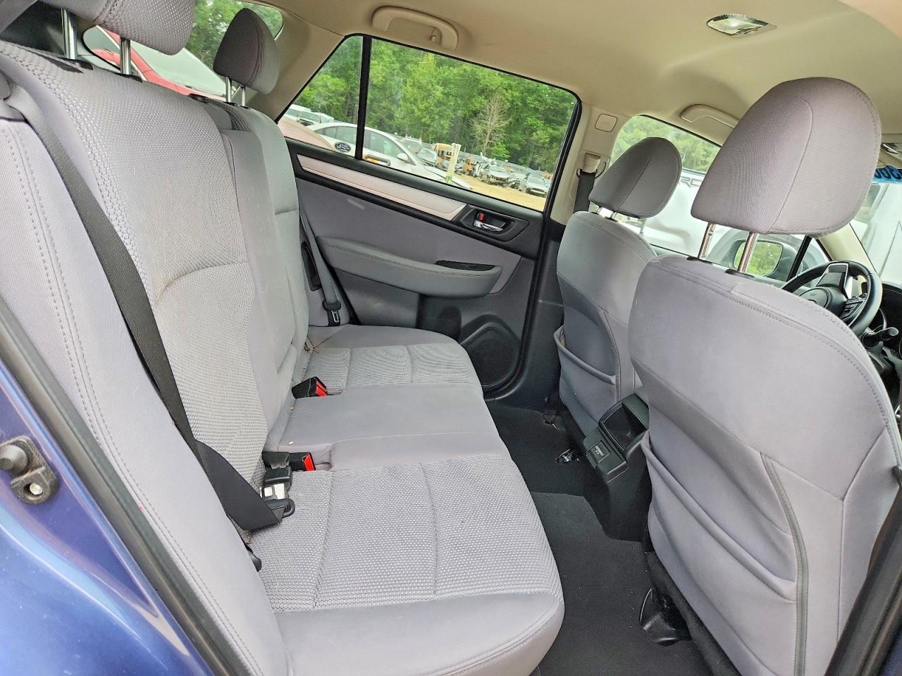 Subaru Outback 2.5i Premium