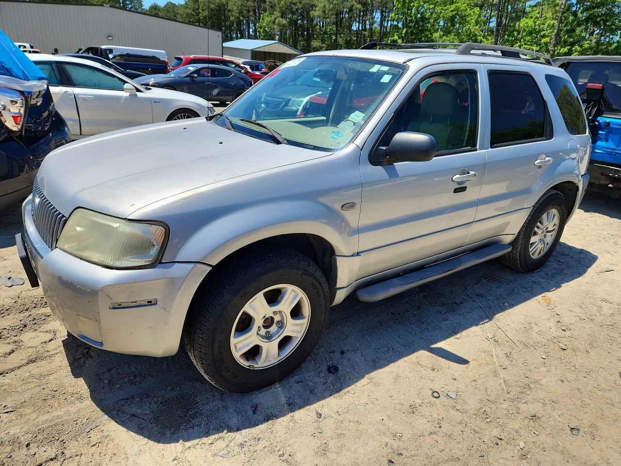 Salvage Mercury Mariner Image