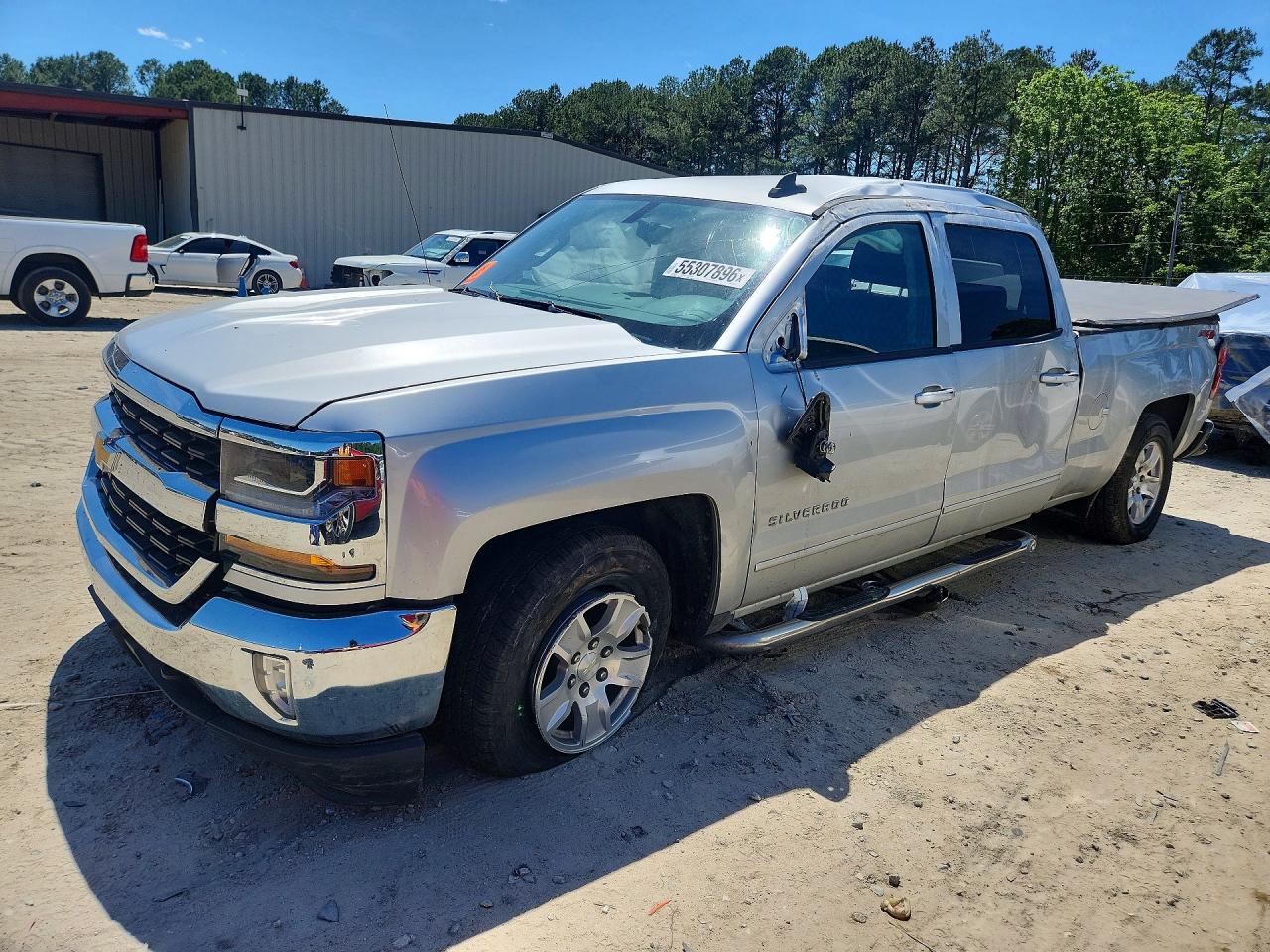 Salvage Chevrolet Silverado Image