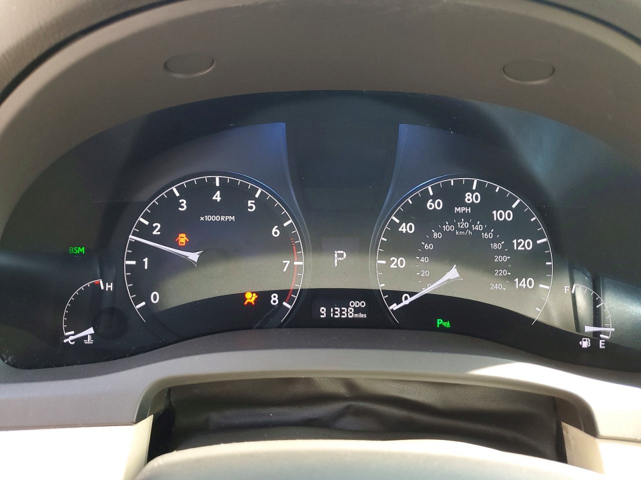 Lexus RX Base