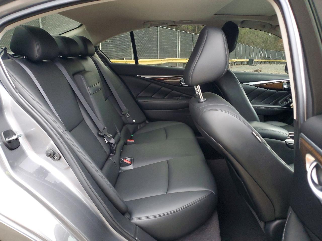 INFINITI Q50 3.0t L 3.0t Luxe
