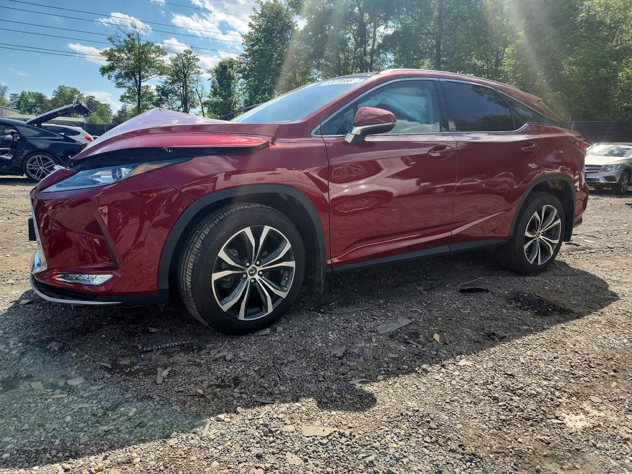 Salvage Lexus RX Image