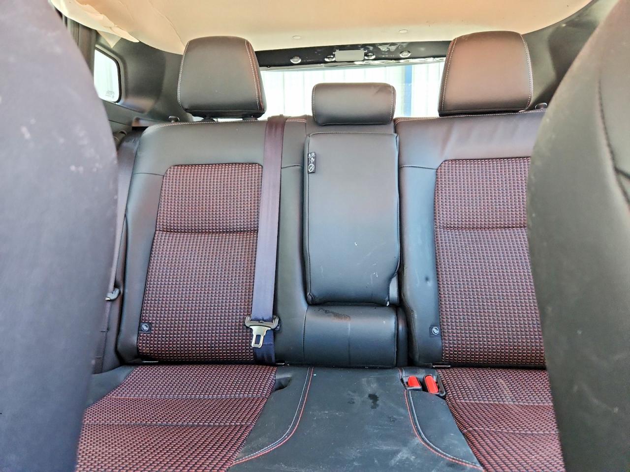 Nissan Kicks Sr