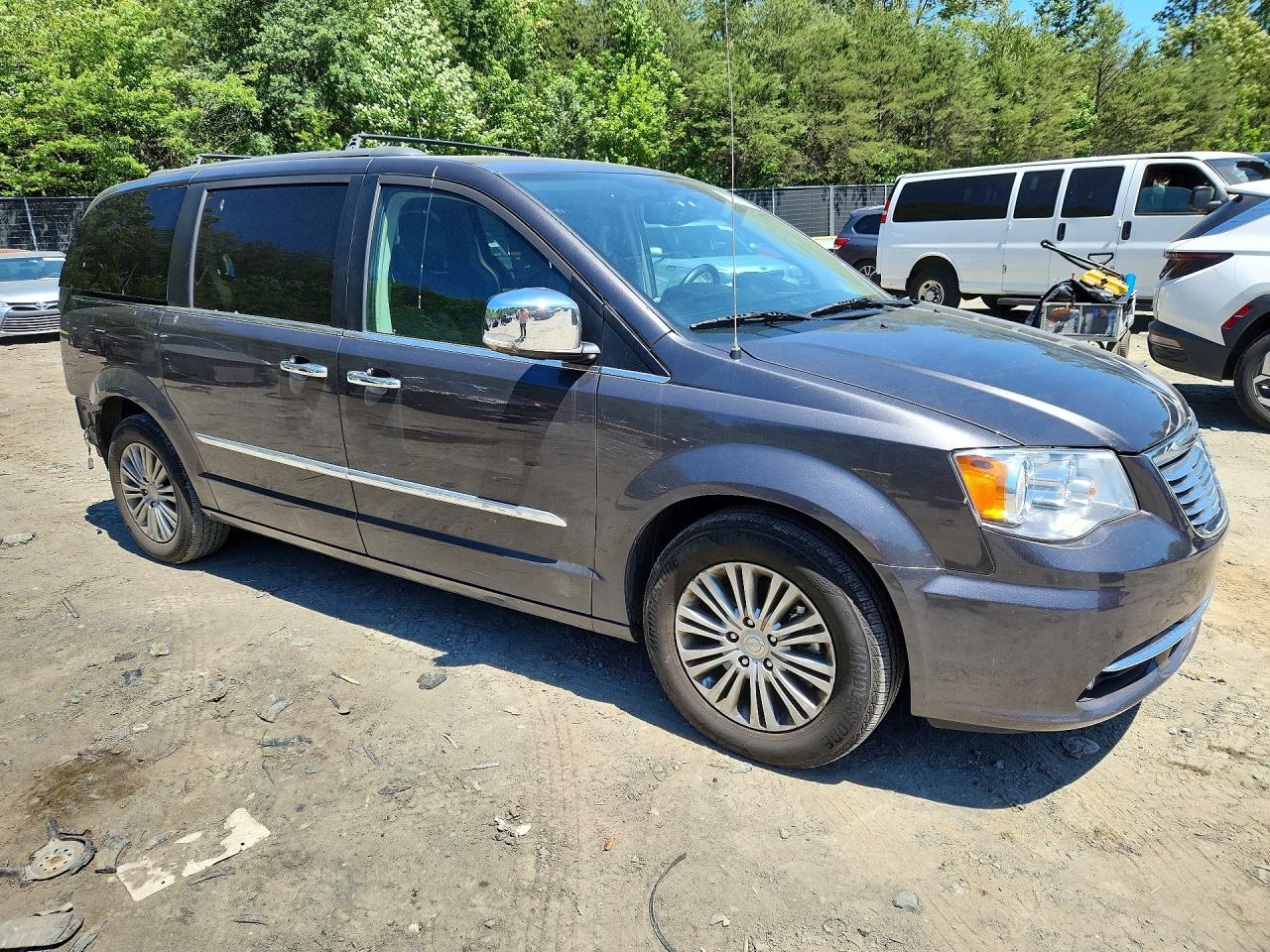 Chrysler Minivan Touring L