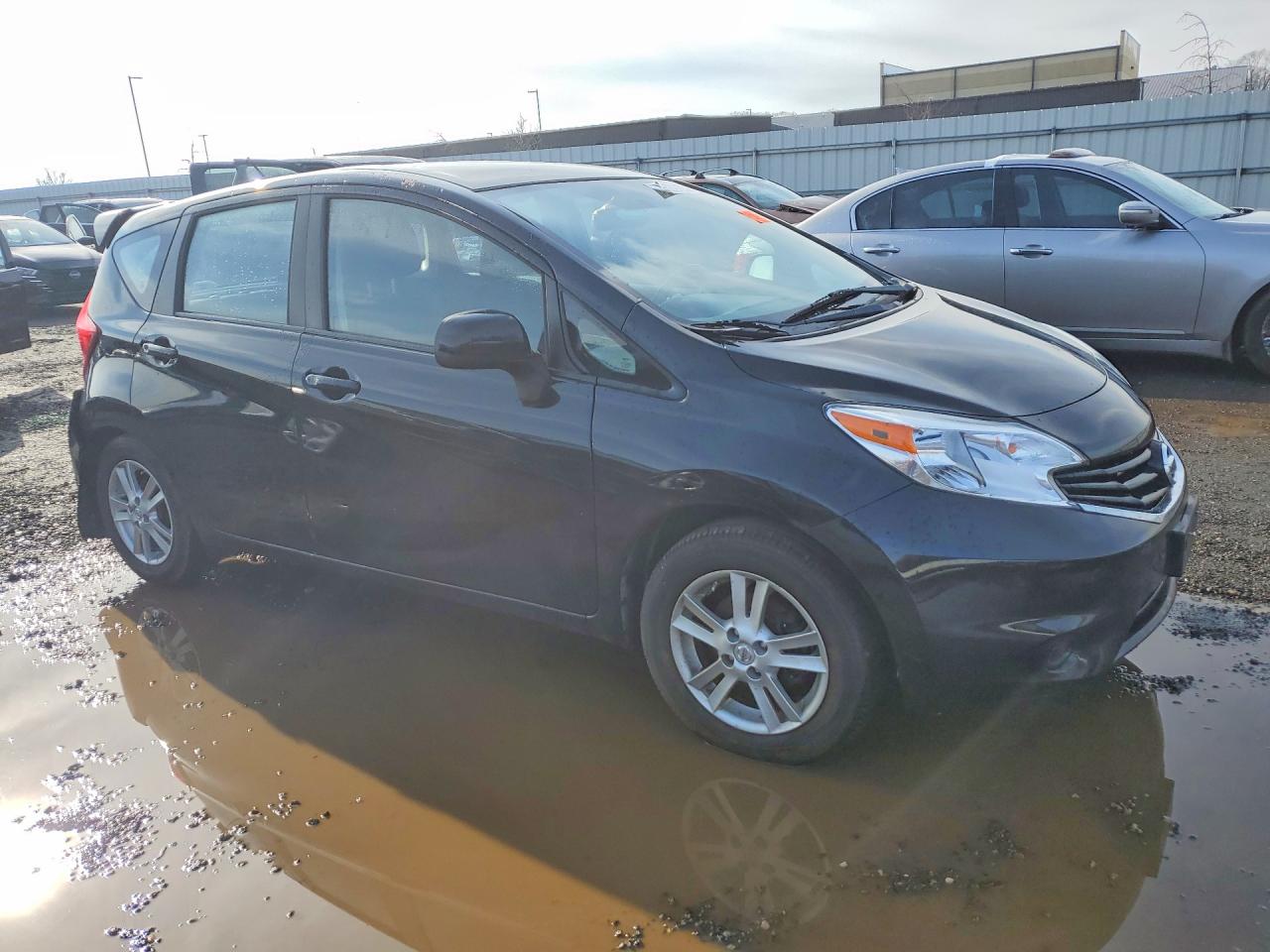 Nissan Versa Sv