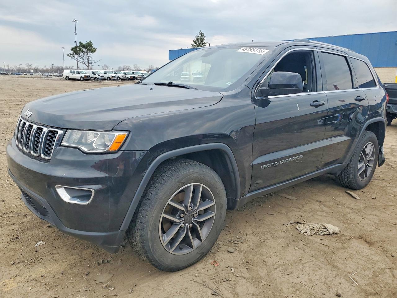 Salvage Jeep Cherokee Image
