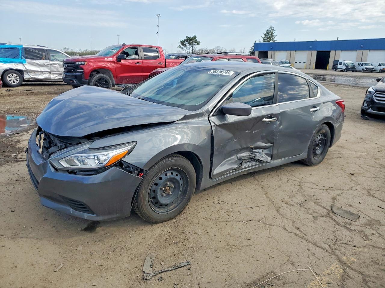 Salvage Nissan Altima Image