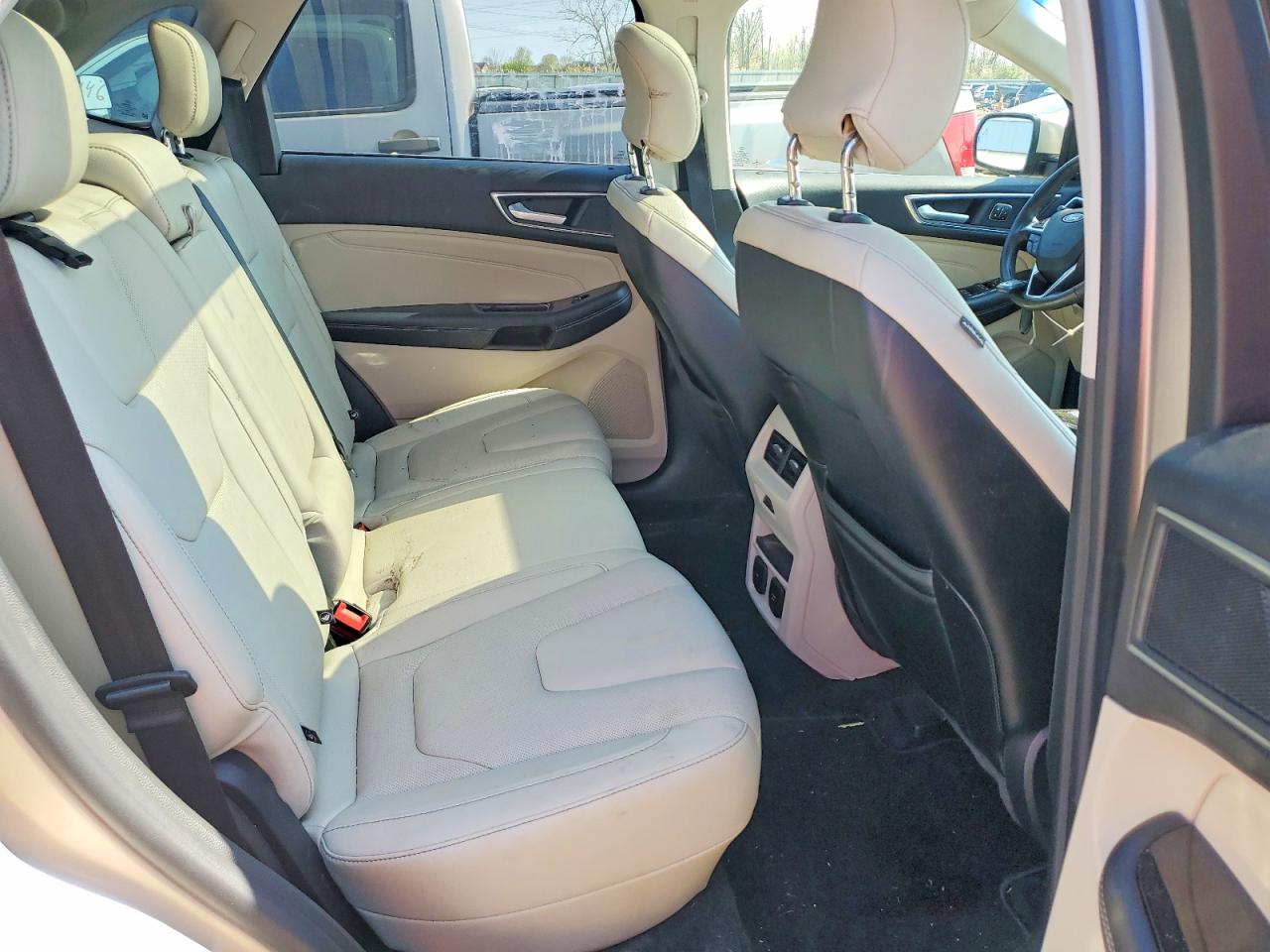 Ford Edge Titanium