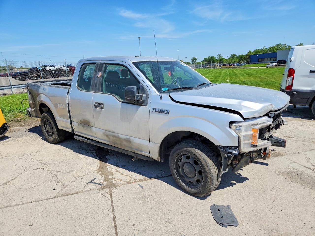 Ford F-150 Super Cab