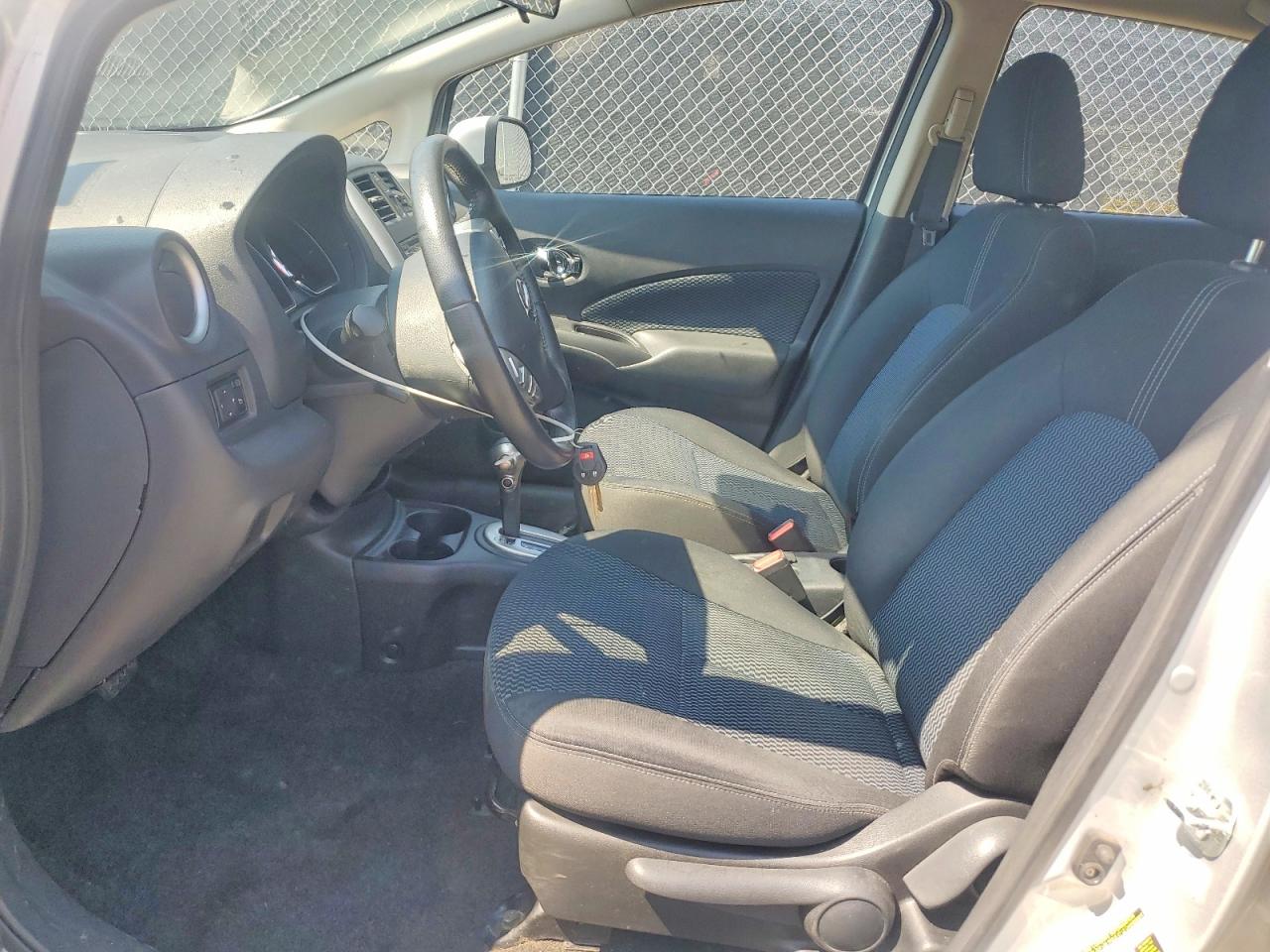 Nissan Versa Sv