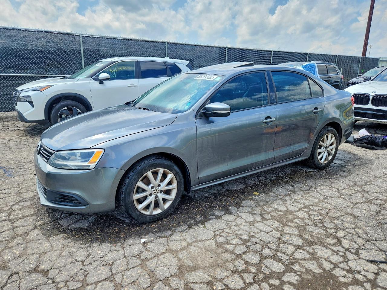 Salvage Volkswagen Jetta Image