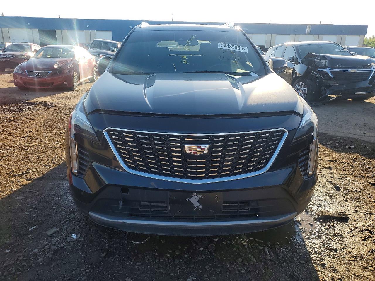 Cadillac XT4 Premium Luxury