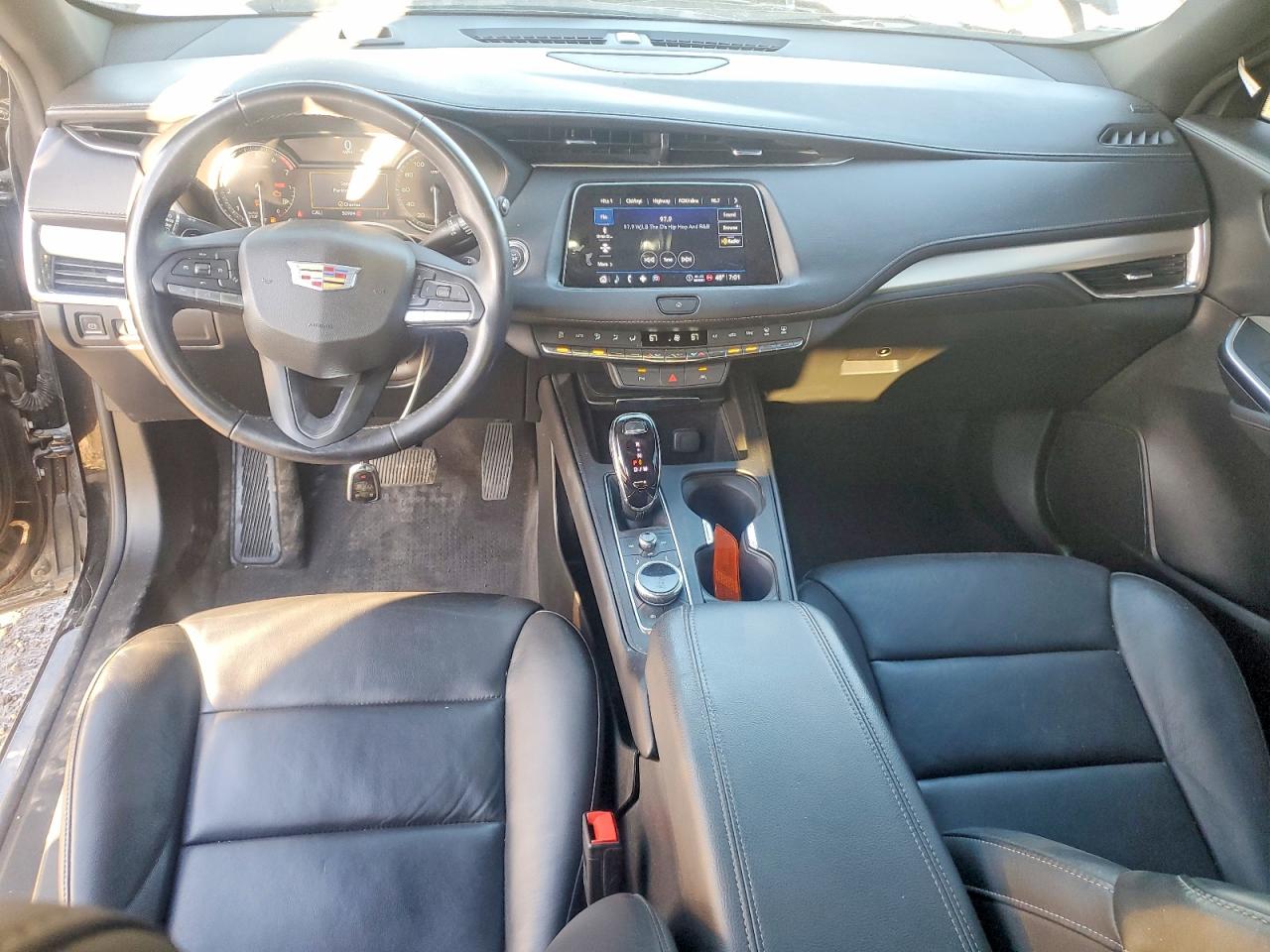 Cadillac XT4 Premium Luxury