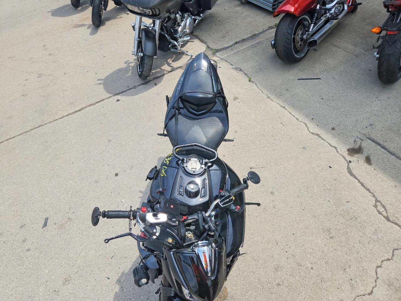 Suzuki Gsx1300 Bk Bk