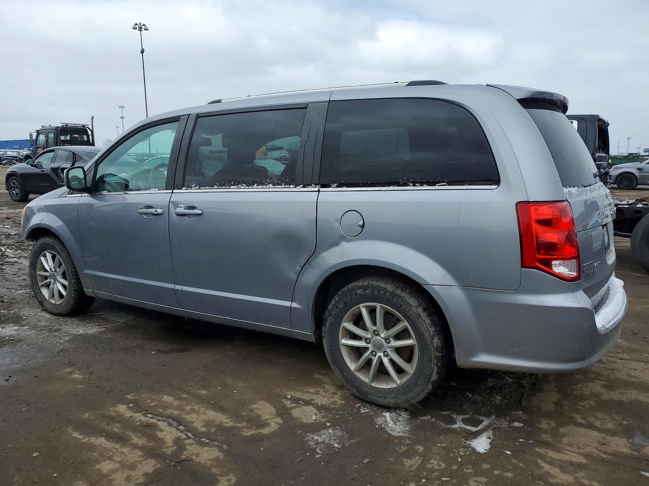 Dodge Caravan Sxt
