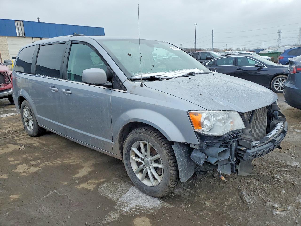 Dodge Caravan Sxt