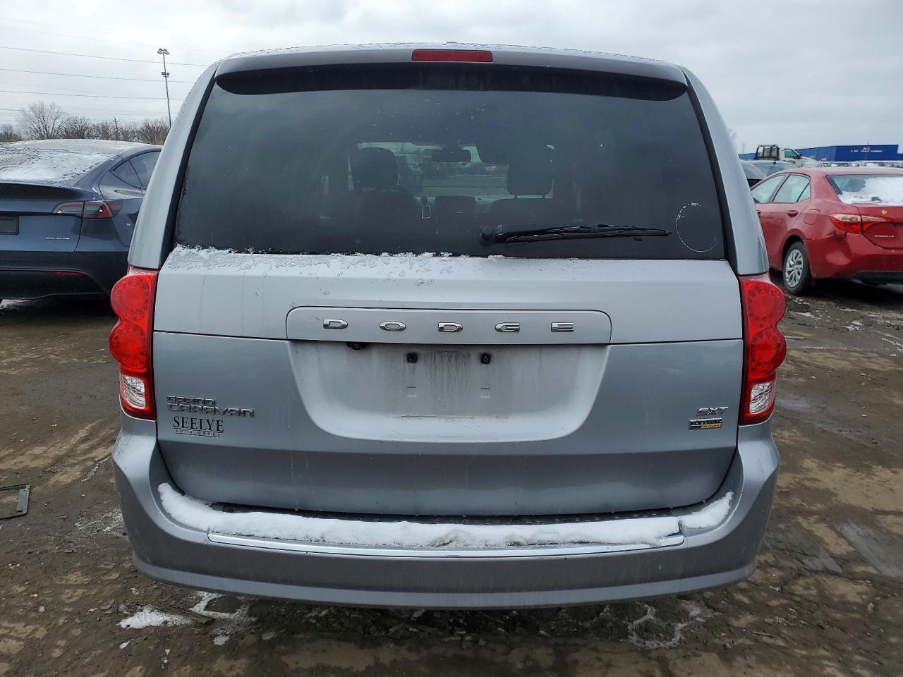 Dodge Caravan Sxt