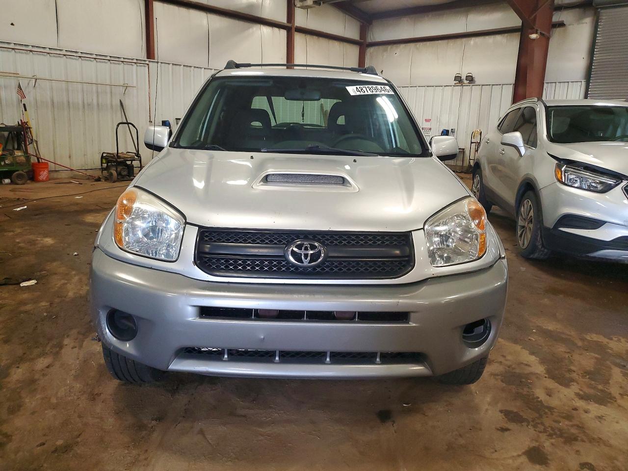 Toyota RAV4 Base