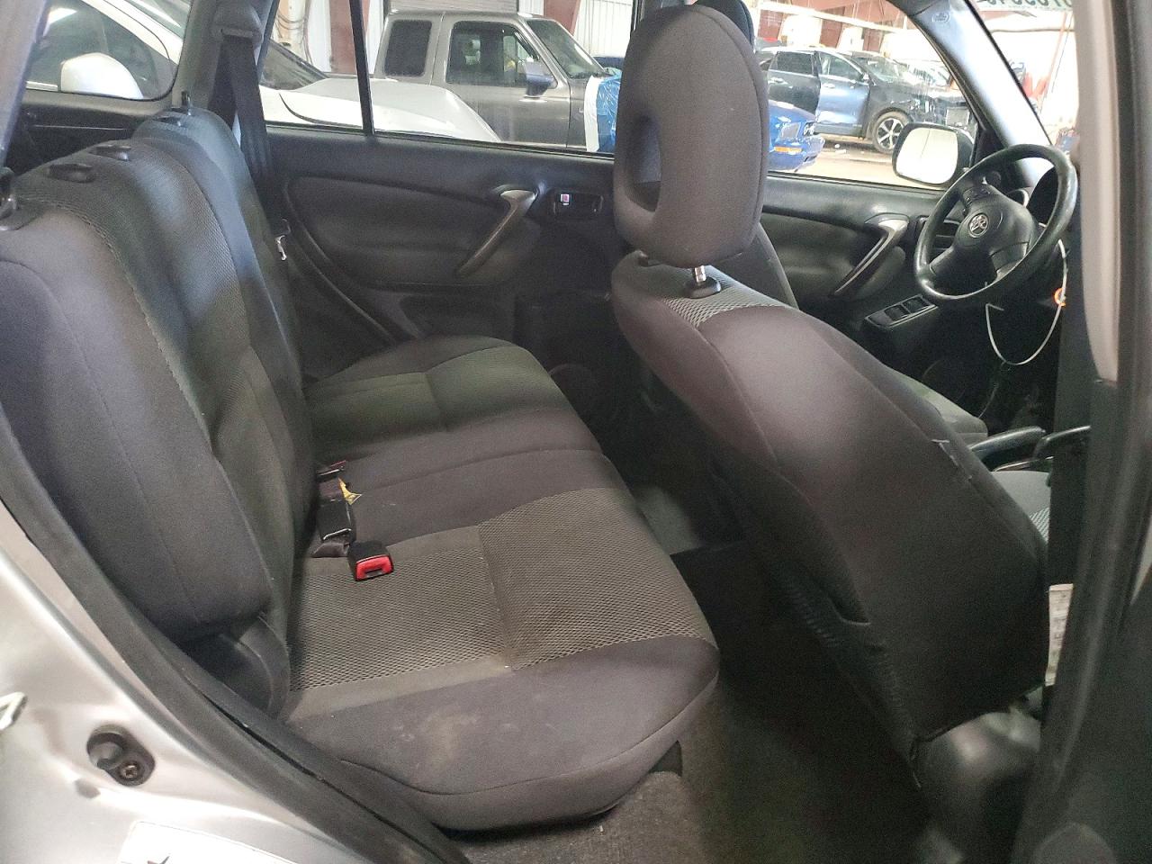 Toyota RAV4 Base