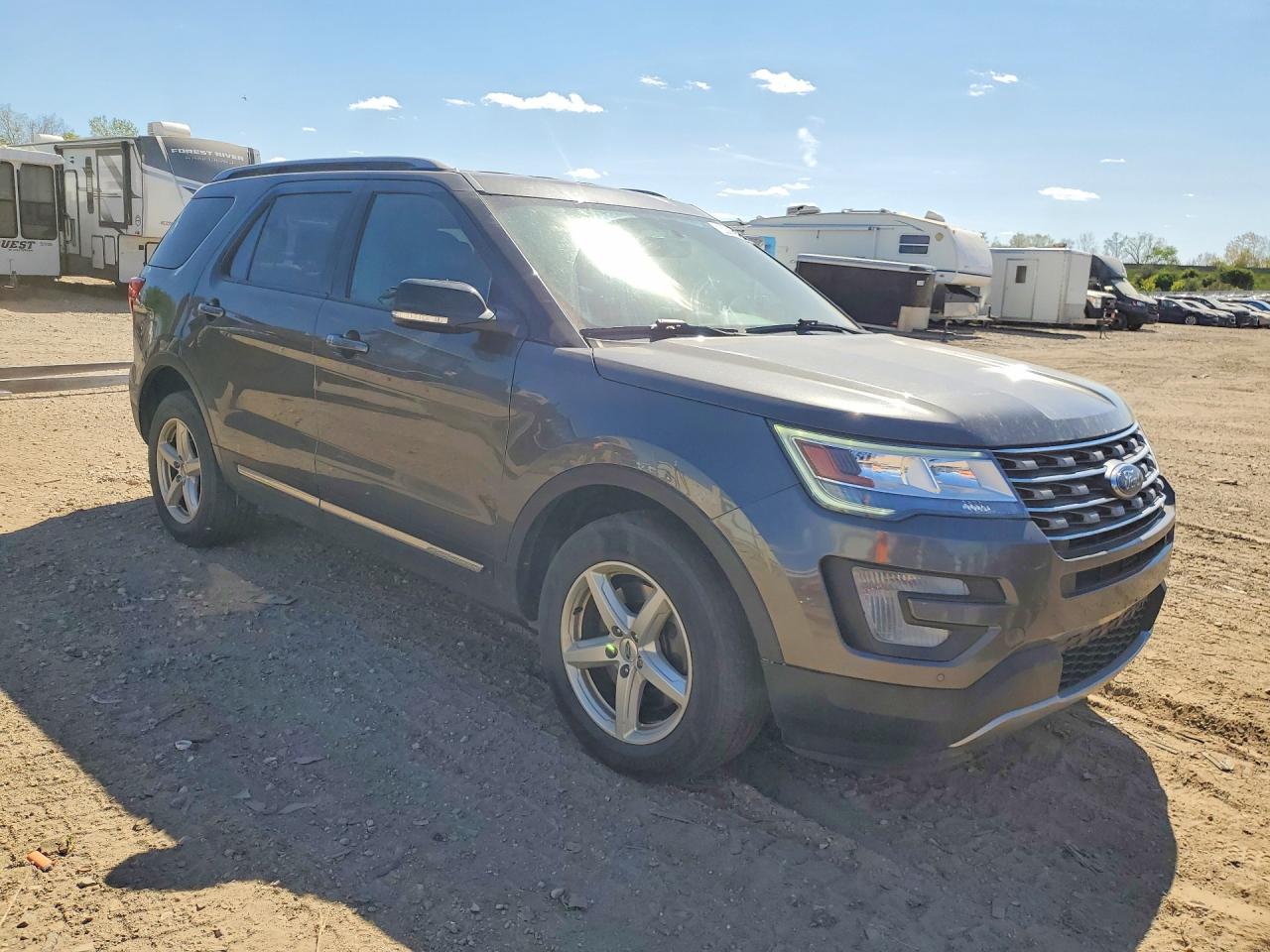 Ford Explorer Xlt