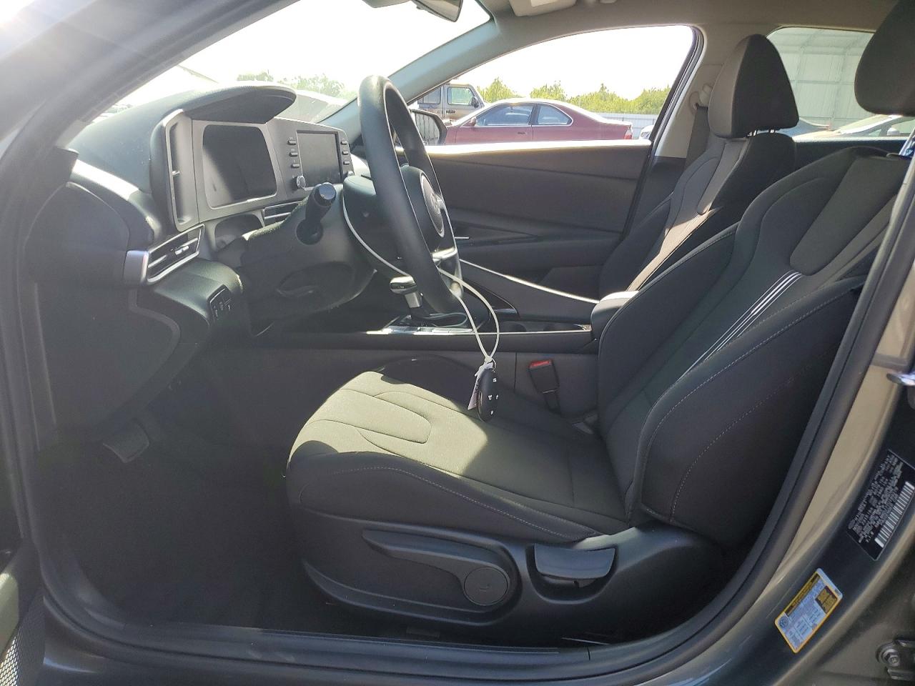 Hyundai ELANTRA Blue