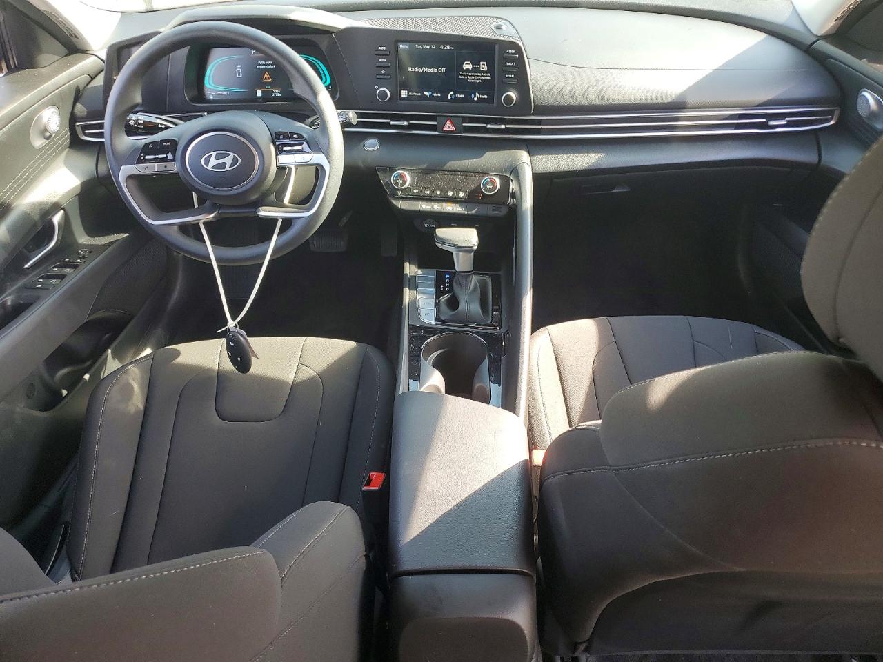 Hyundai ELANTRA Blue