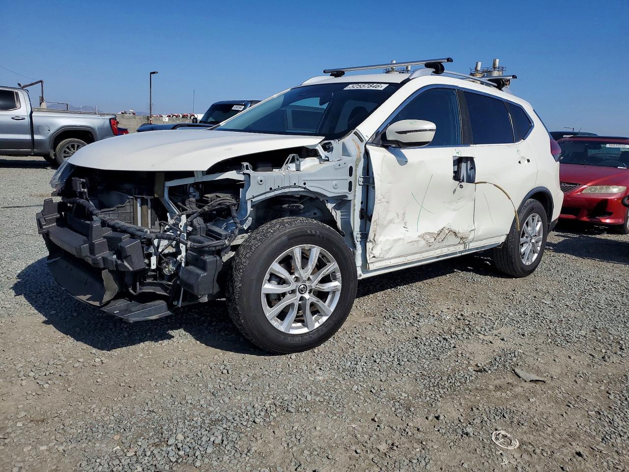 Salvage Nissan Rogue Image
