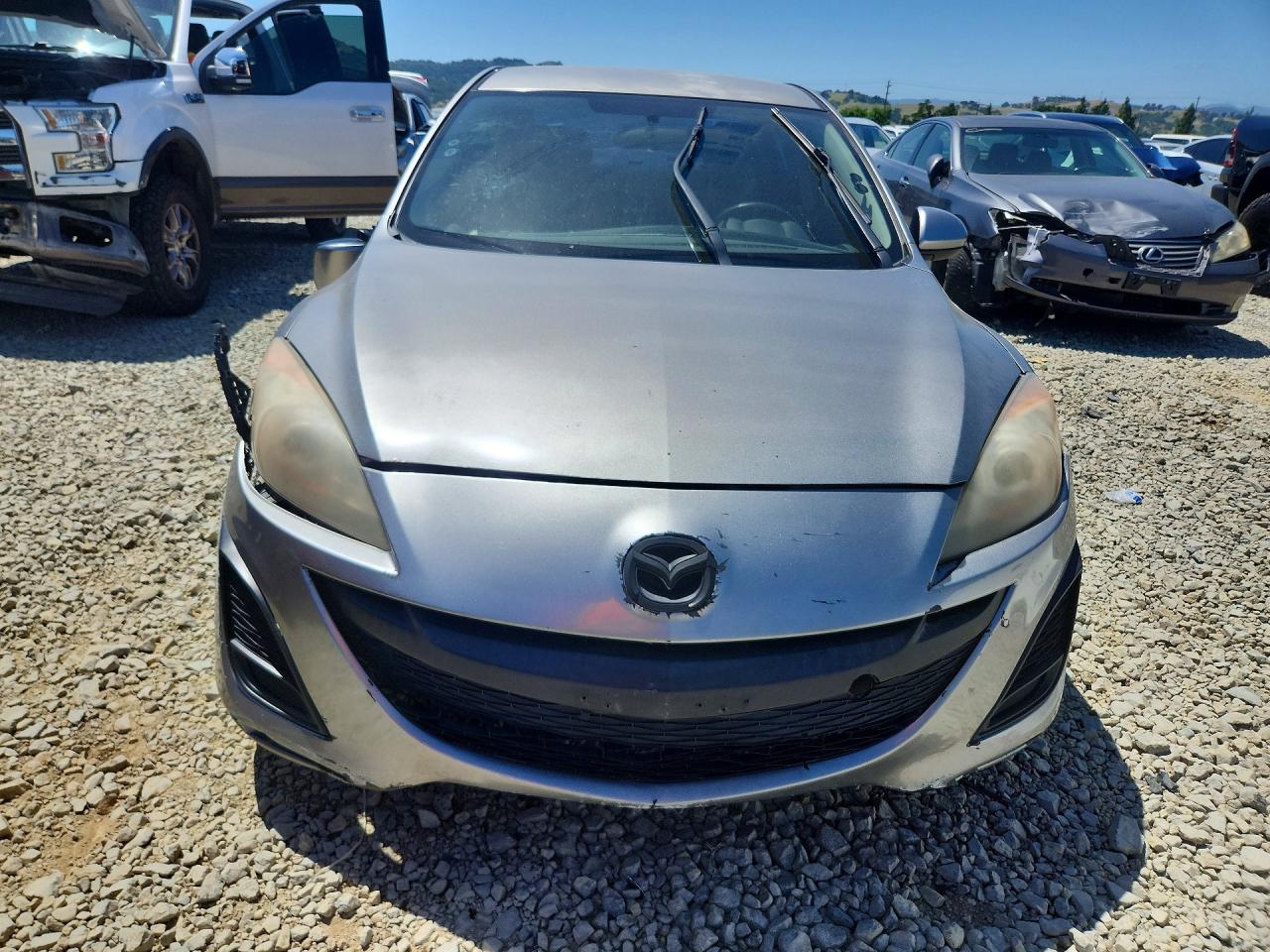 Mazda 3 I