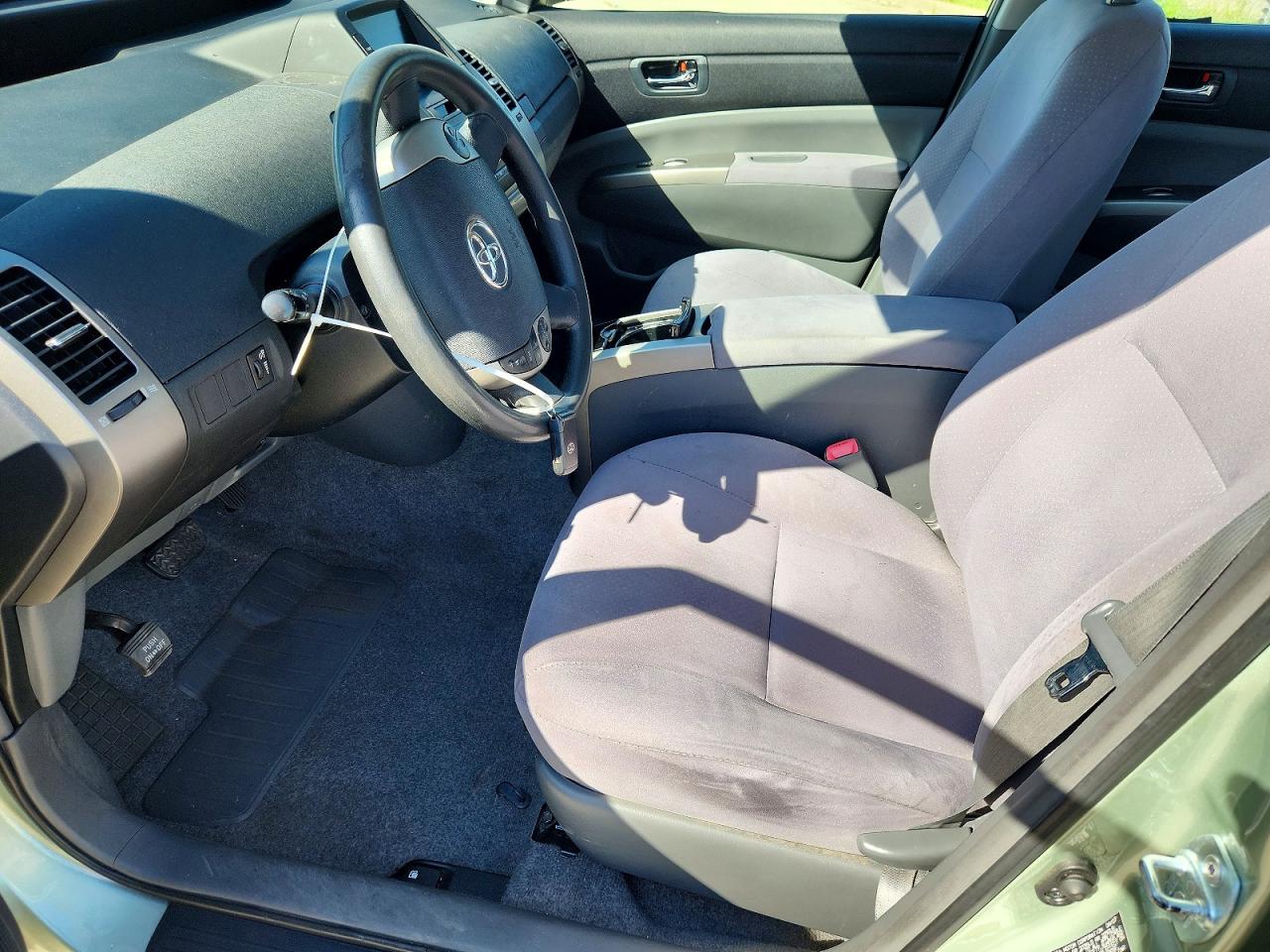 Toyota Prius Base