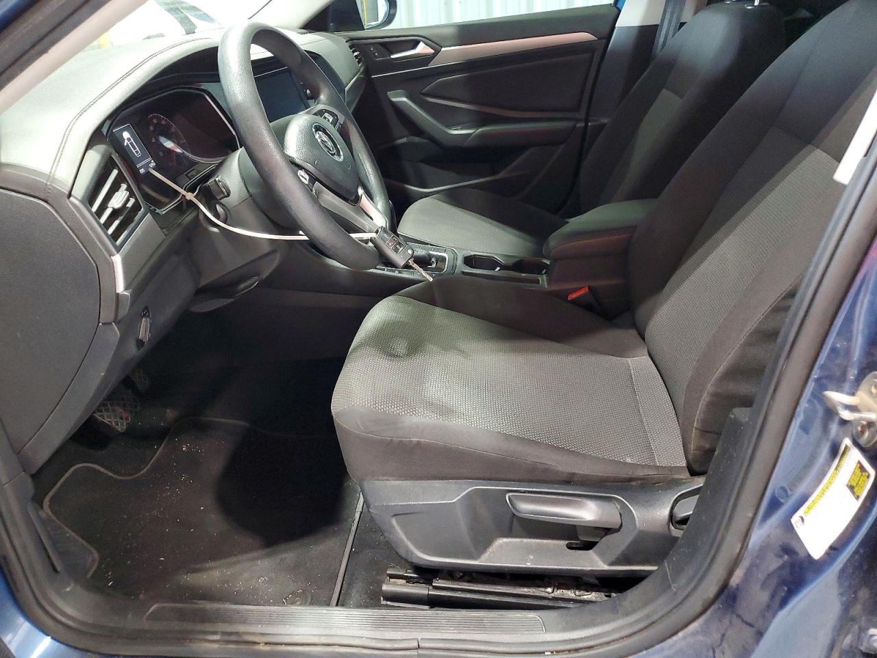 Volkswagen Jetta S