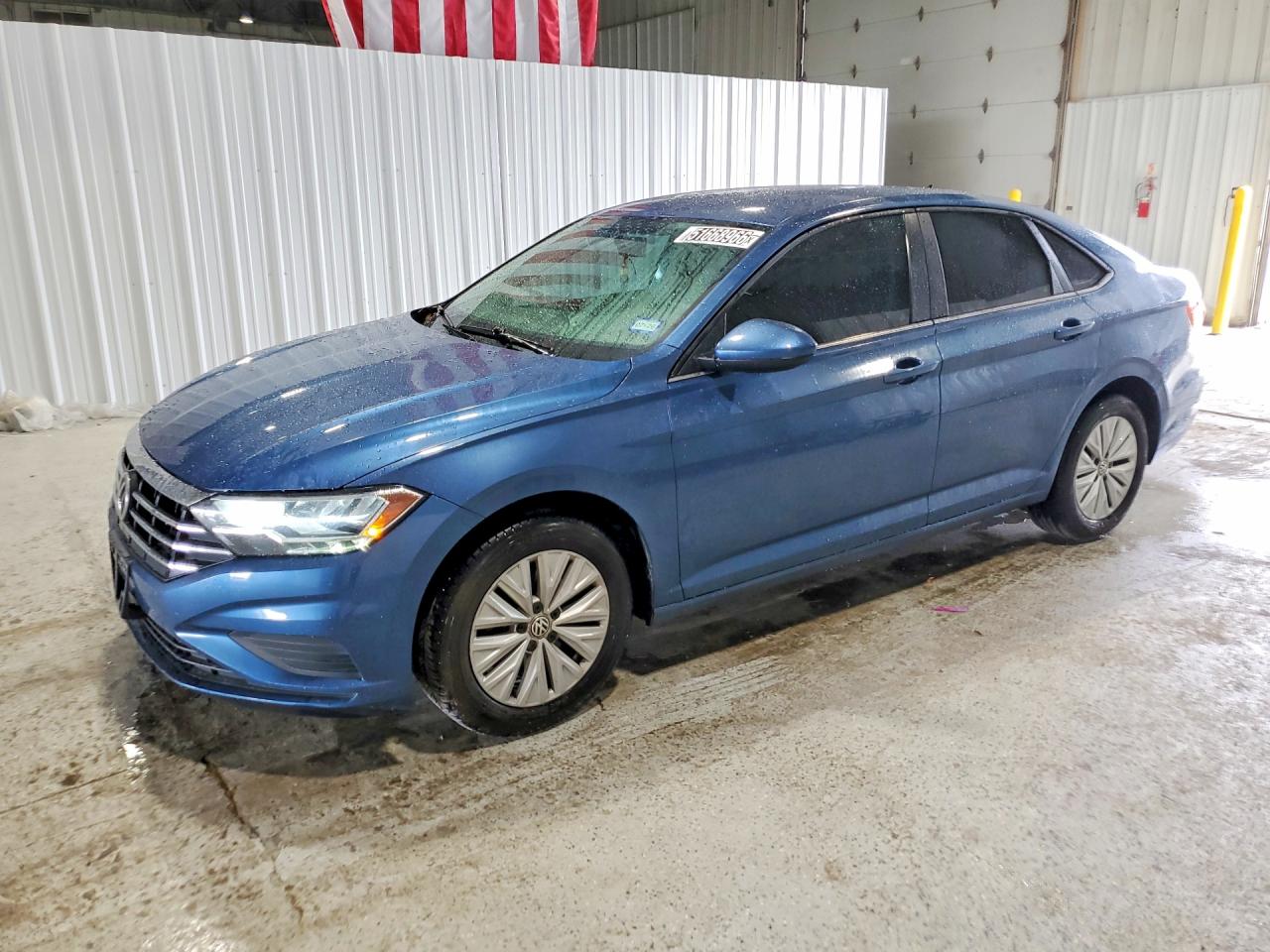 Salvage Volkswagen Jetta Image
