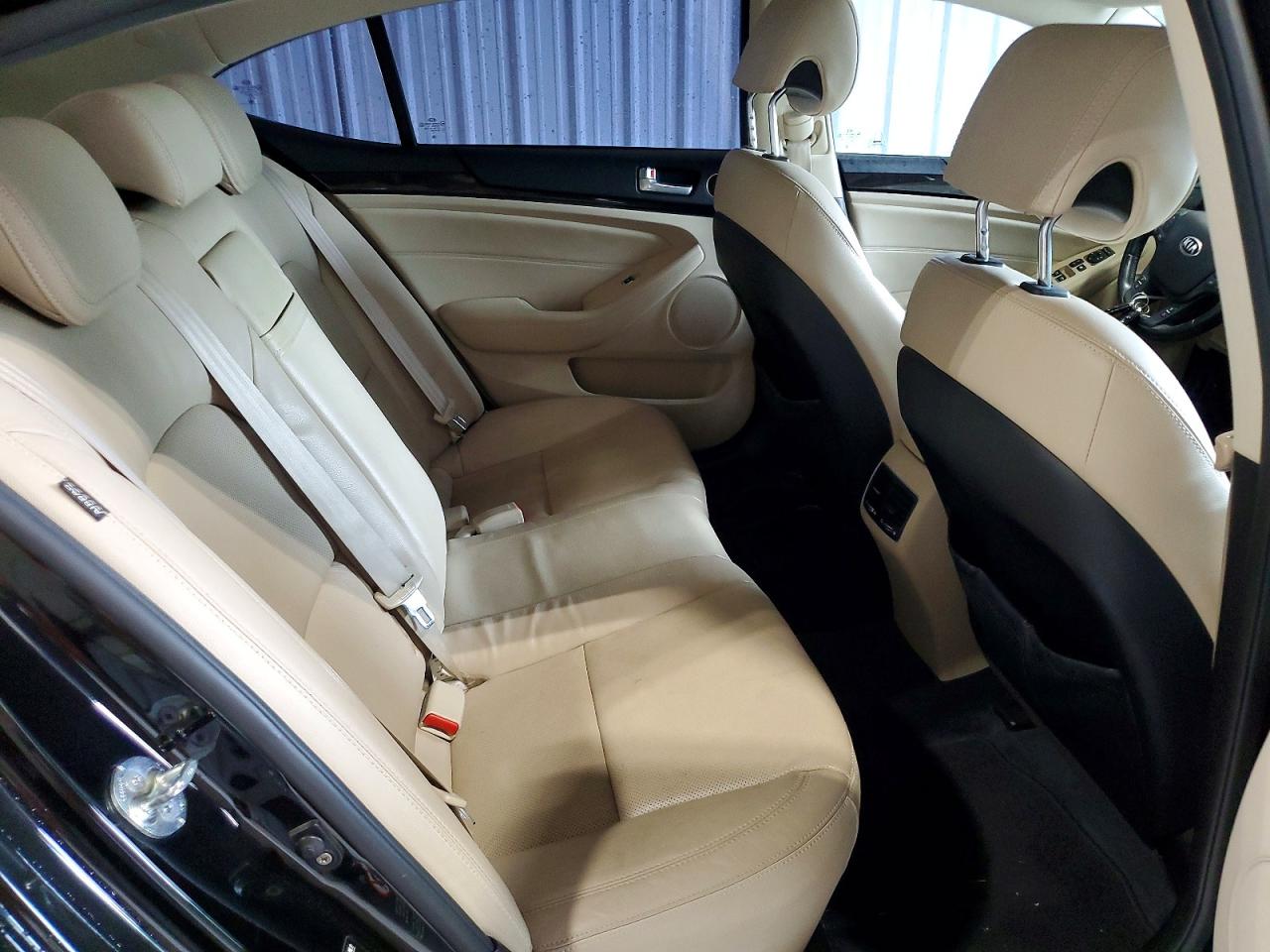 Kia Cadenza Premium