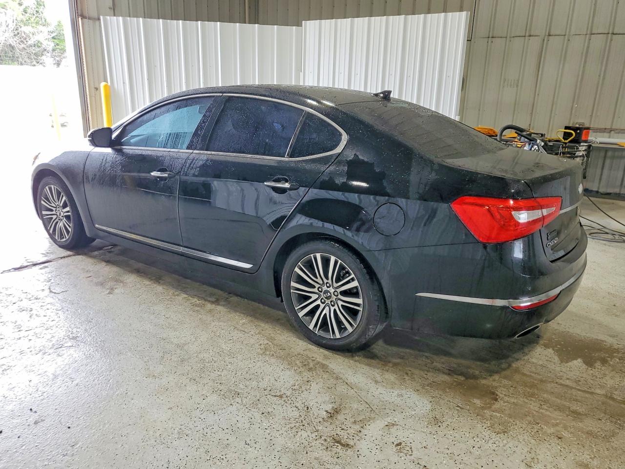 Kia Cadenza Premium