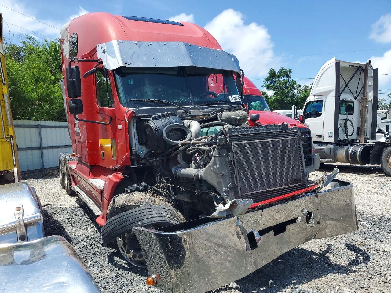 Salvage Freightliner Conventional Image