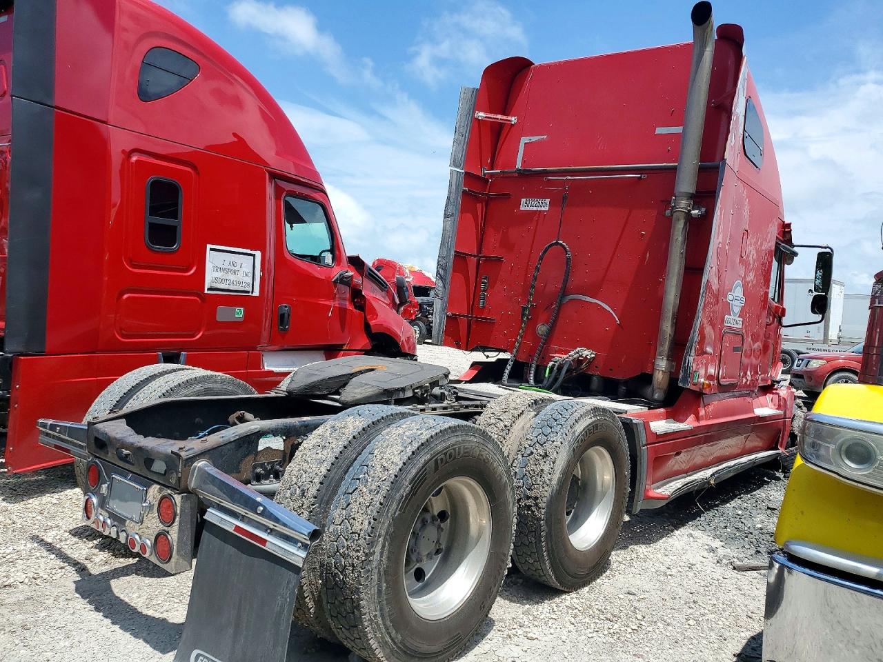 Freightliner Conventional Columbia