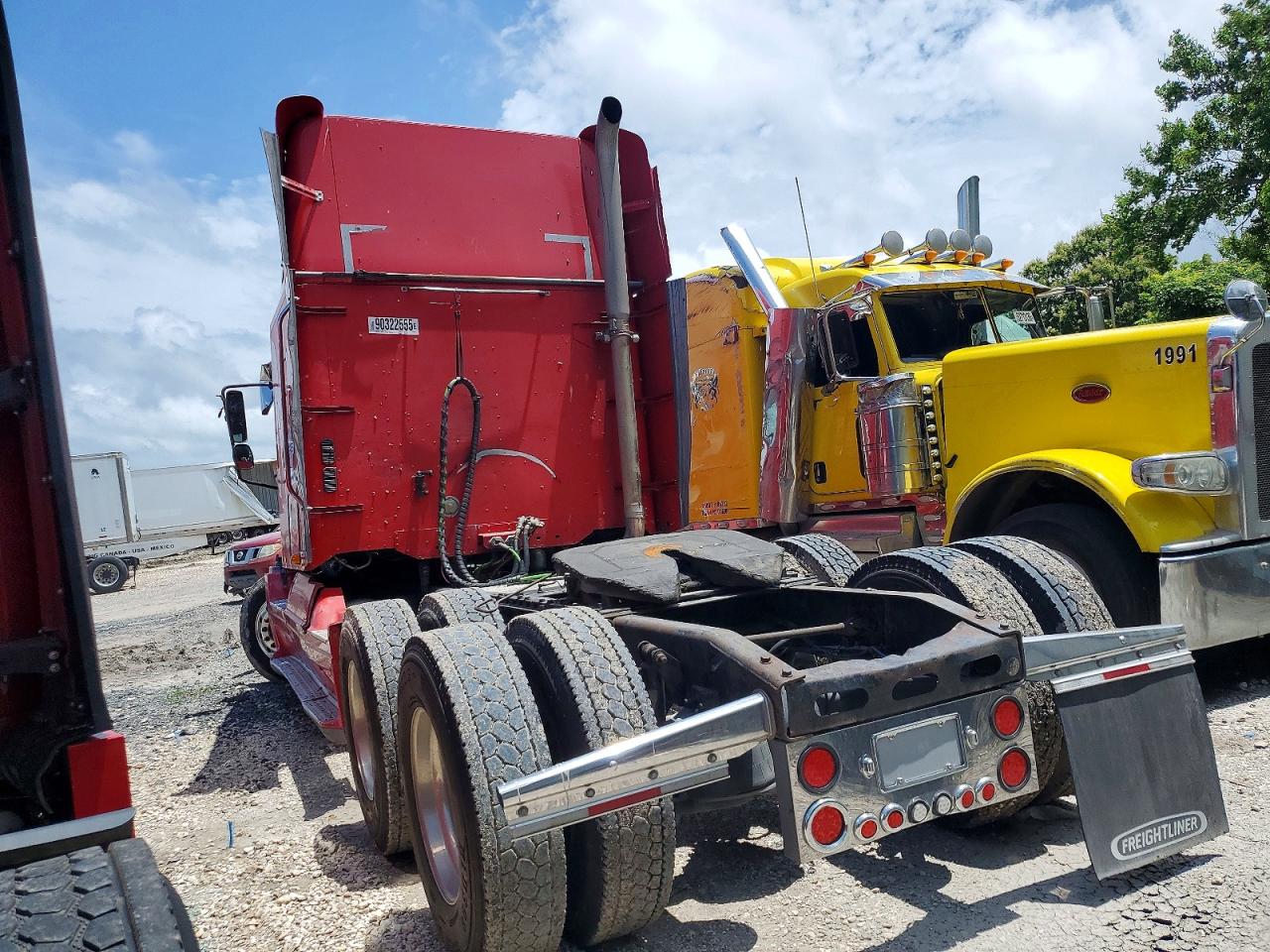 Freightliner Conventional Columbia