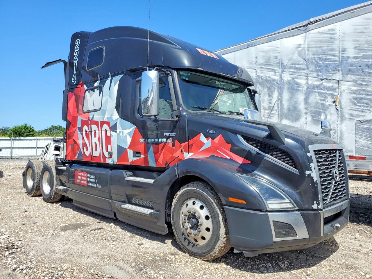 Salvage Volvo Vn Image