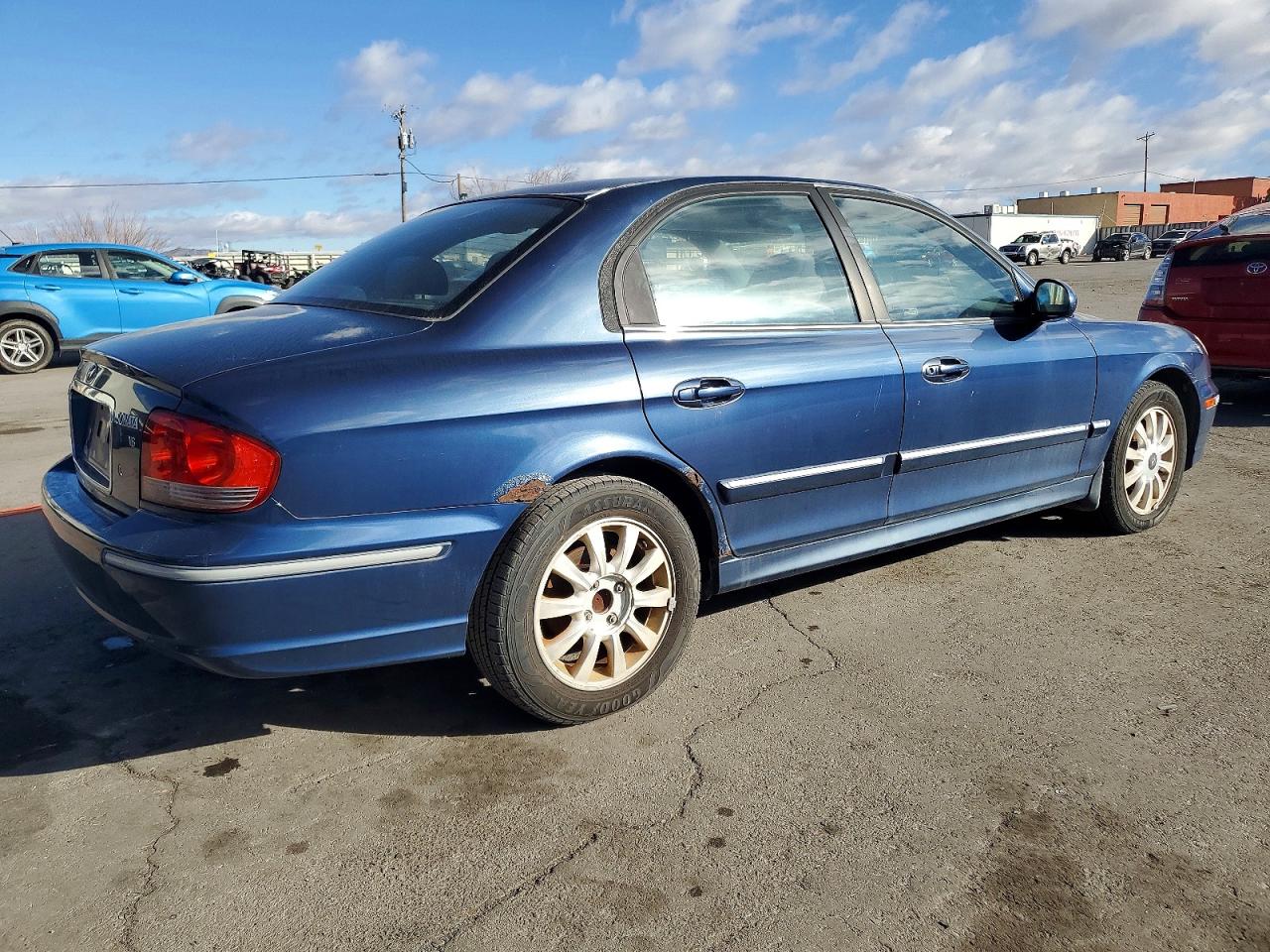 Hyundai SONATA