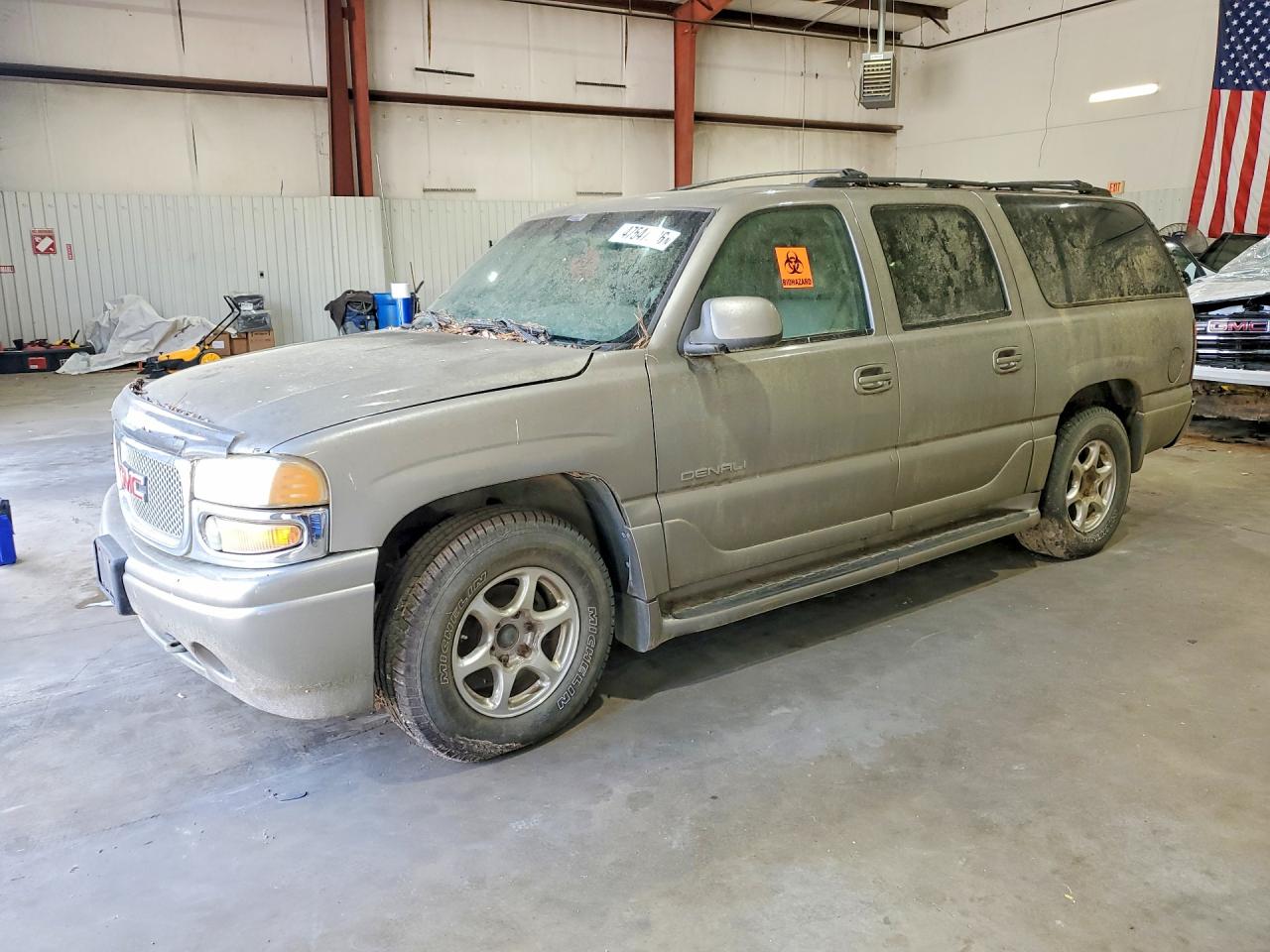 Salvage GMC Denali Image