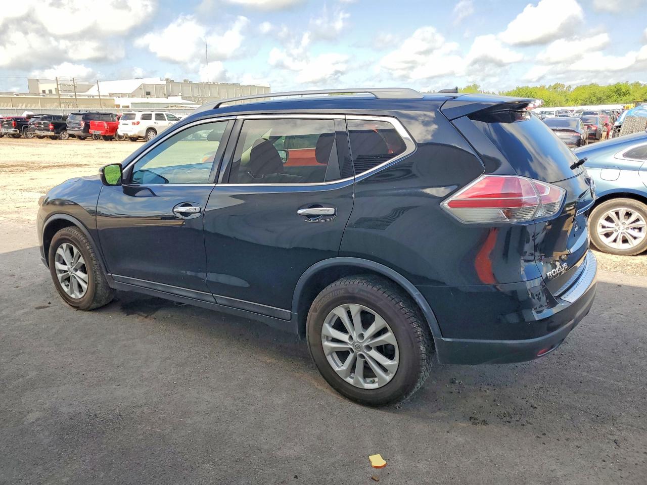 Nissan Rogue Sv