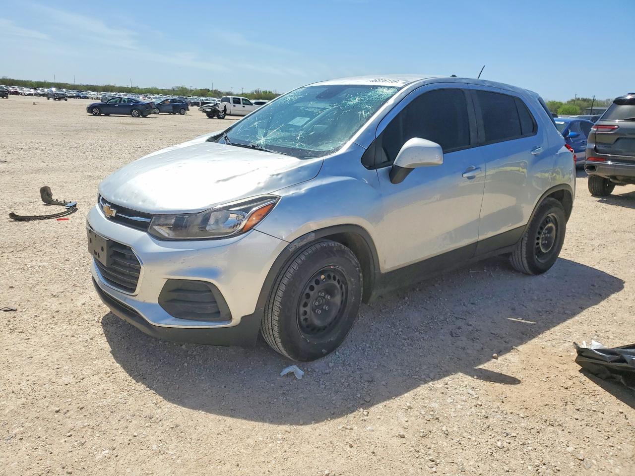 Salvage Chevrolet Trax Image