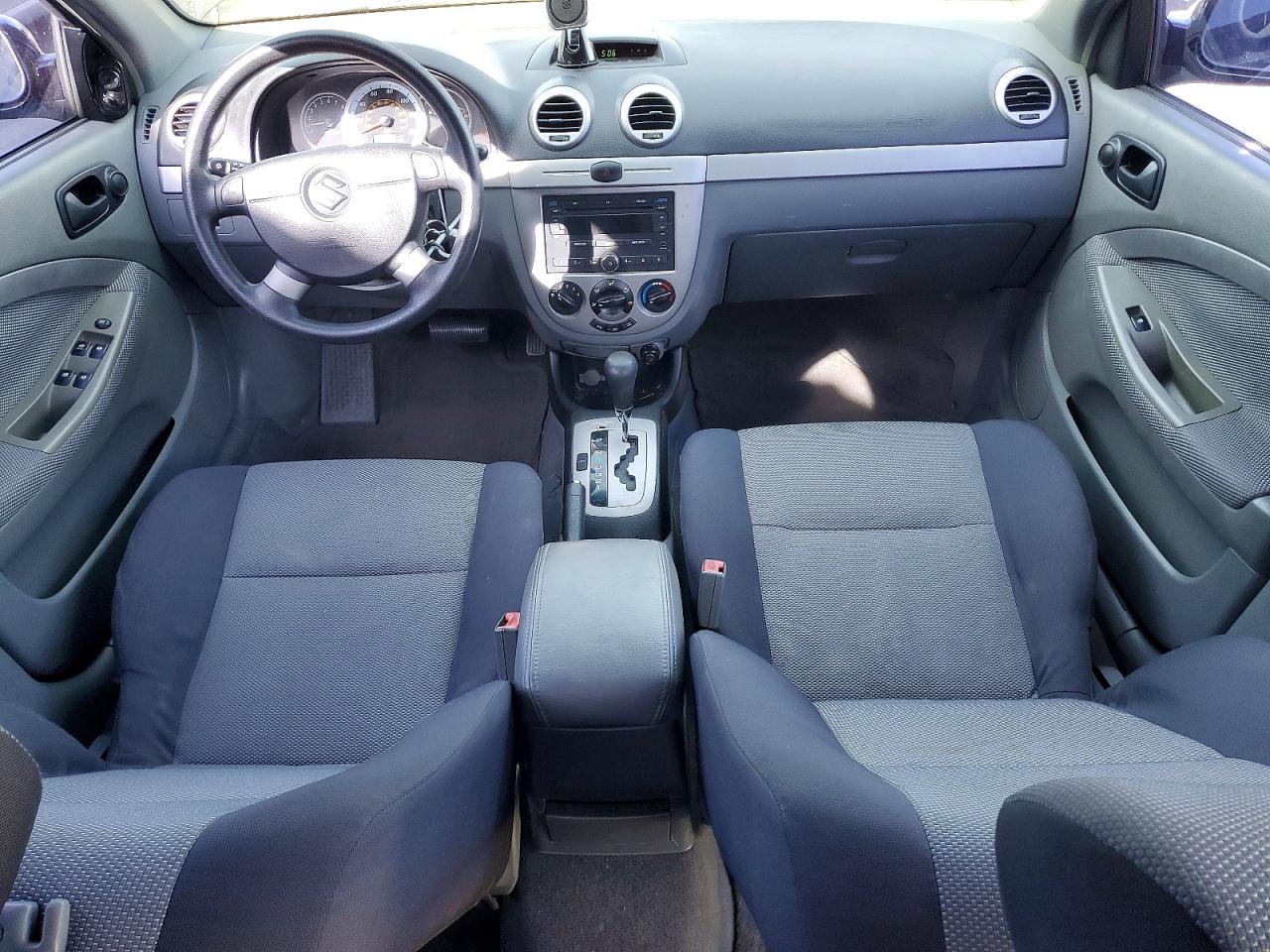 Suzuki Reno Base