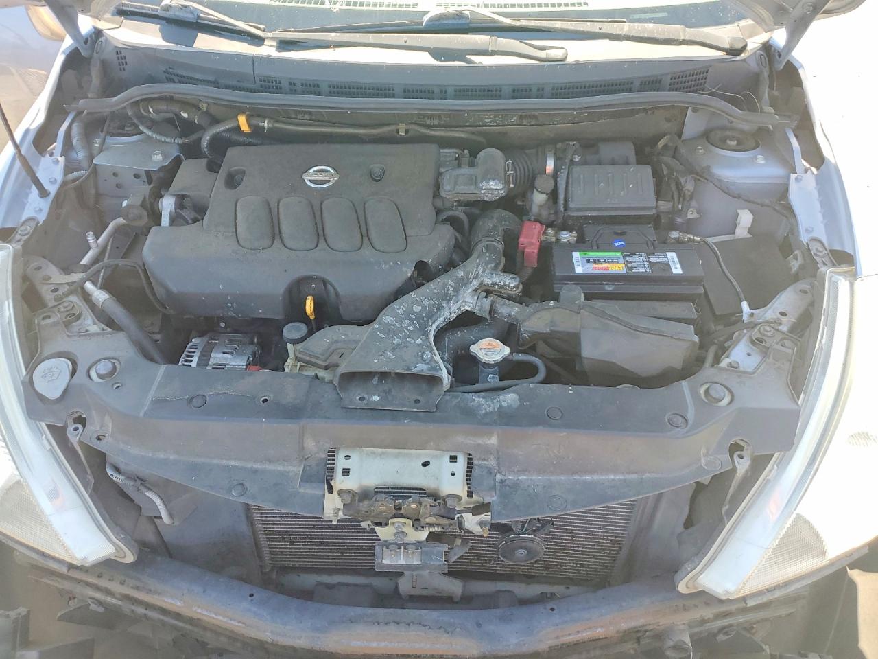 Nissan Versa 1.8 S