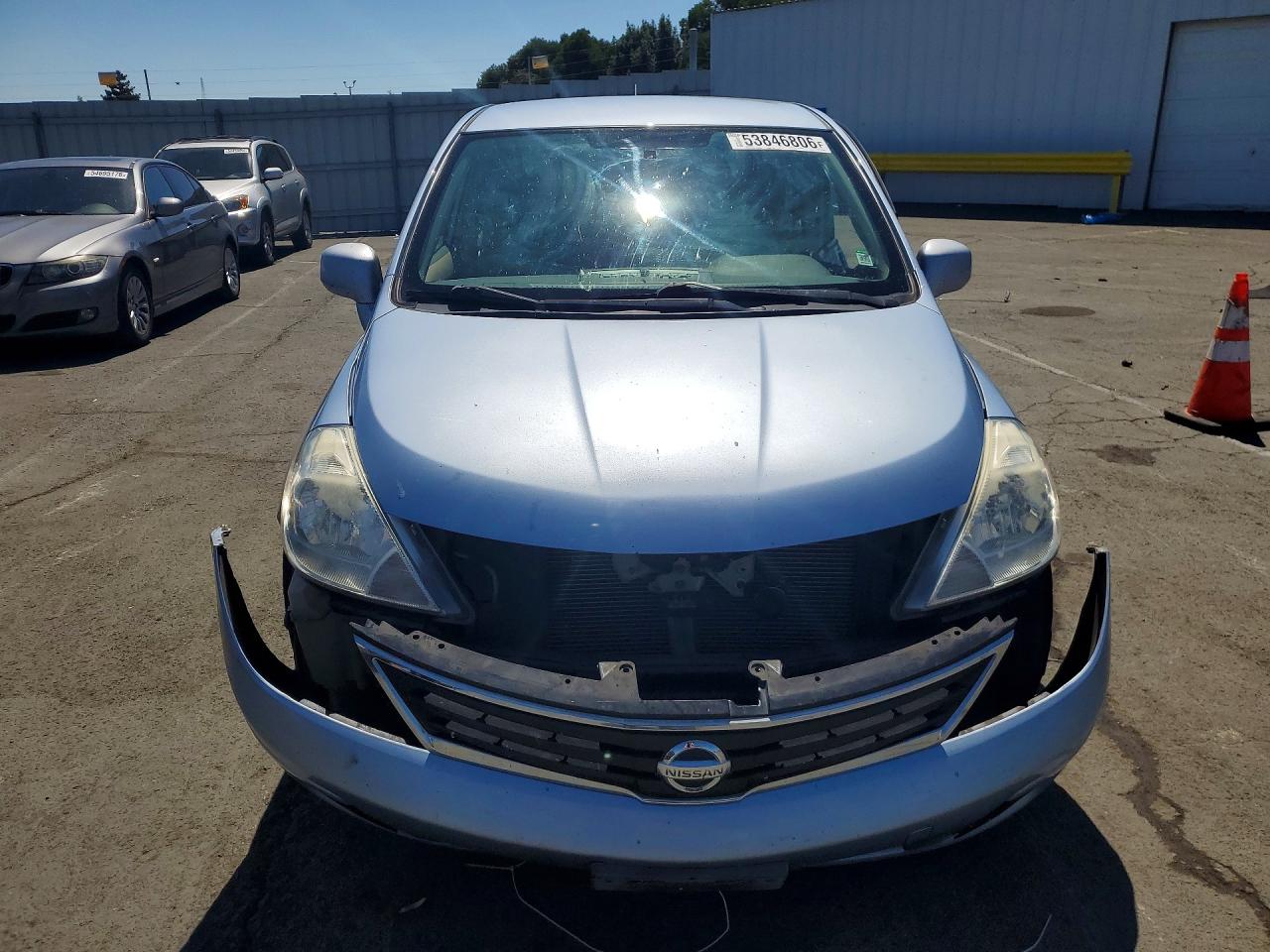 Nissan Versa 1.8 S