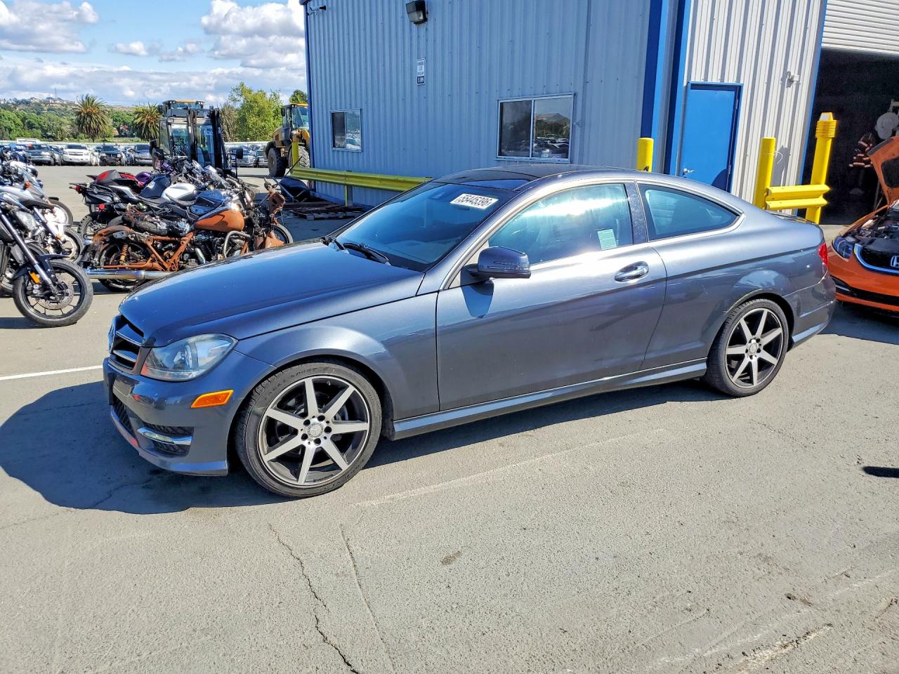 Salvage Mercedes-Benz C-Class Image